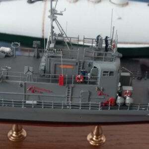 Asheville-class  PGM GUN BOAT 1/200 - Image 12